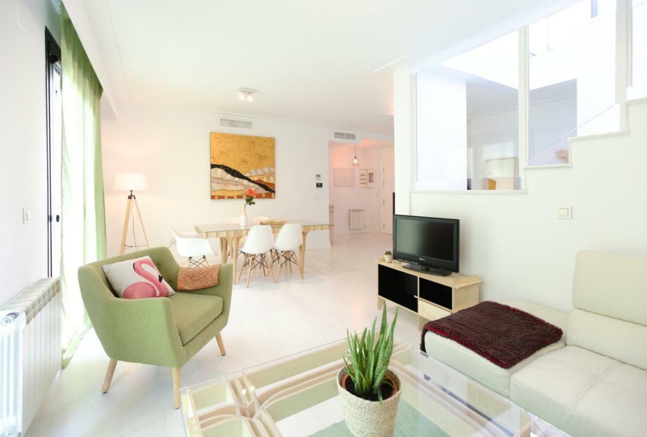 Apartamento De Diseno Con Jacuzzi Privado グラナダ エクステリア 写真