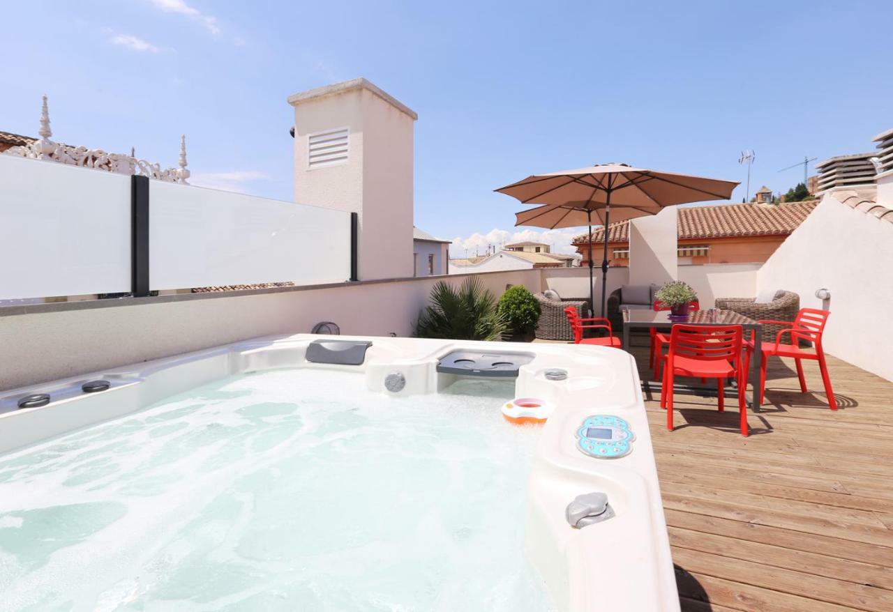 Apartamento De Diseno Con Jacuzzi Privado グラナダ エクステリア 写真