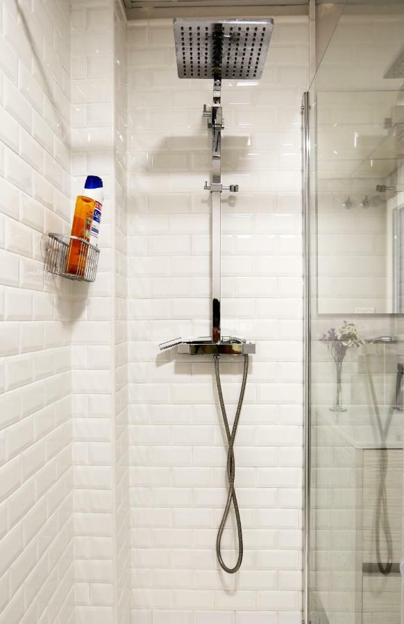 Apartamento De Diseno Con Jacuzzi Privado グラナダ エクステリア 写真